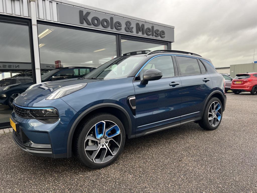 Lynk & Co 01 1.5 261pk phev 7dcth plug in hybrid ,trekhaak , pano dak , 360