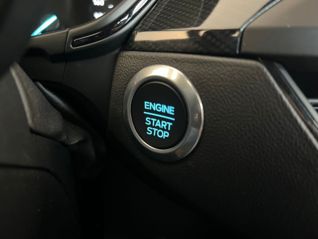 Ford Focus wagon 1.0 ecoboost hybrid st line business