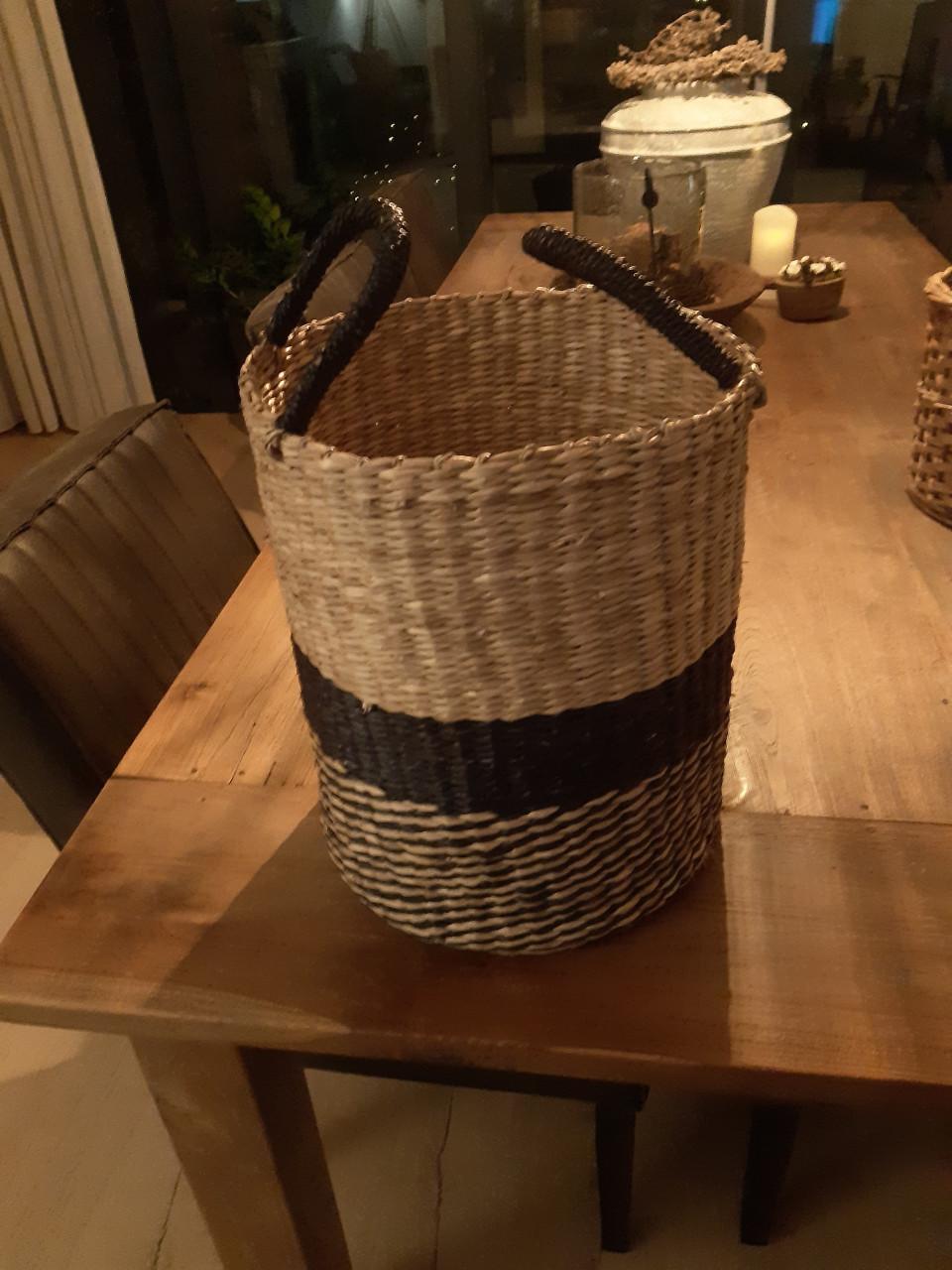 Mand van riet diameter 28 hoogte 35