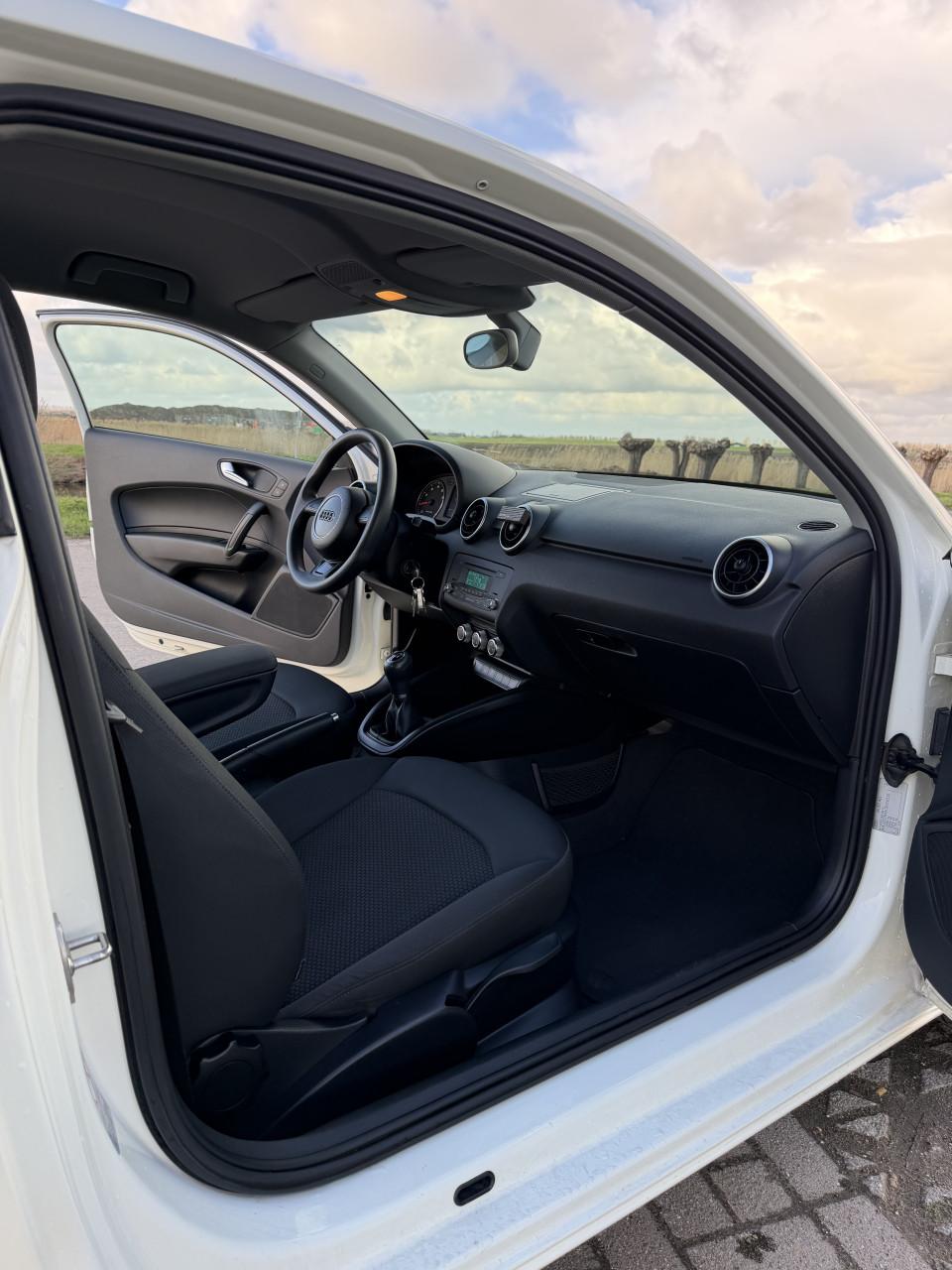 Audi A1 1.2 Tfsi 63KW 2011 Wit