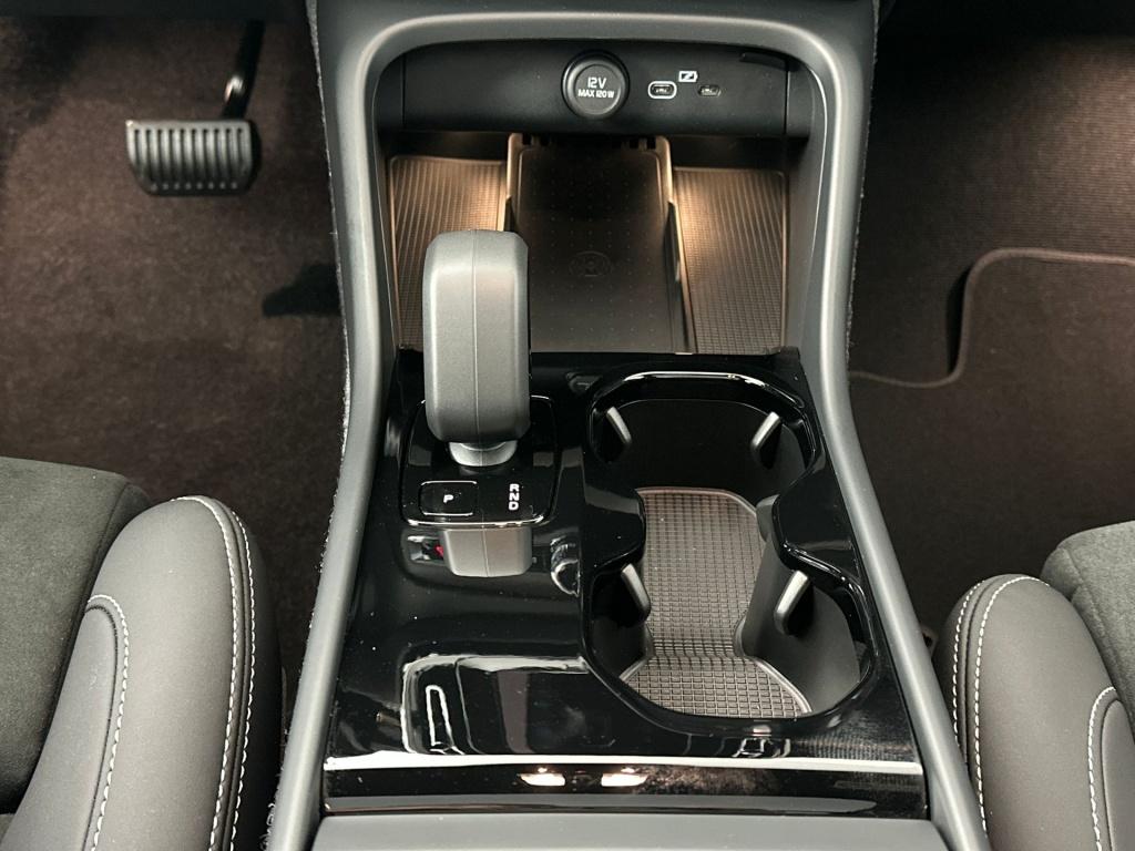 Volvo Ex40 extended ultra black edition europa