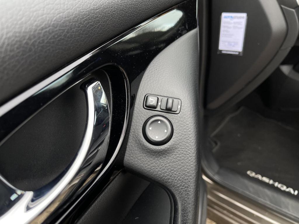 Nissan Qashqai 1.2 n-connecta | navigatie | 360° camera | stoelverwarming |