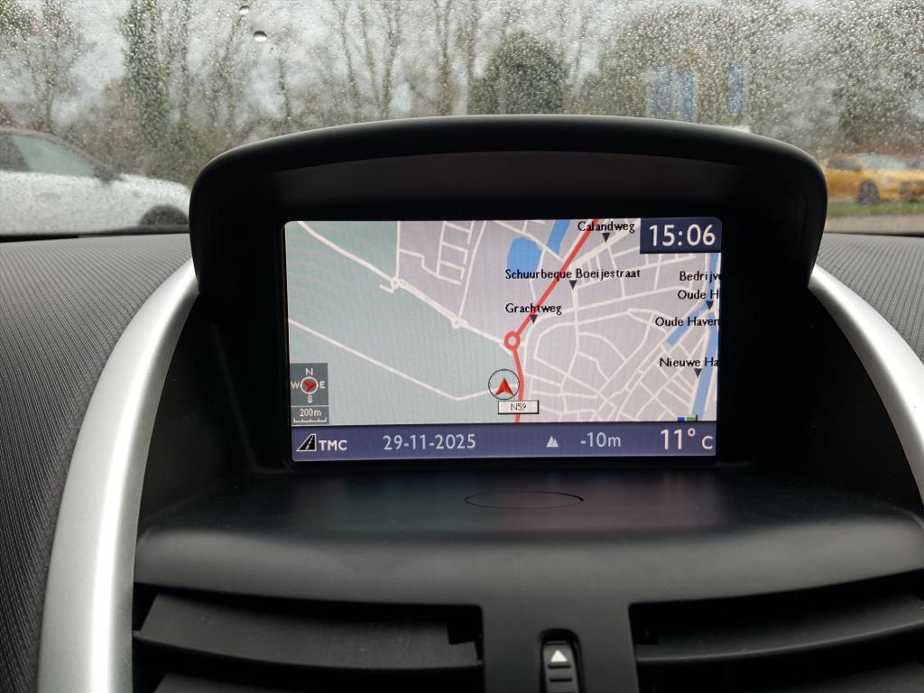 Peugeot 207 première 1.6-16v vti-120pk navigatie | cruise & climate control