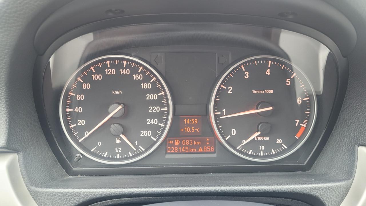 BMW 320i TOURING E91 LCI Bj 2009