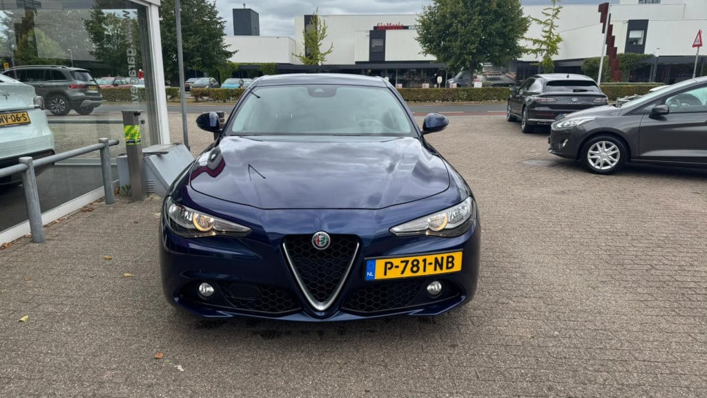 Alfa Romeo Giulia 2.0t