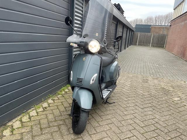 Zeer nette btc riva luxury full option beugels windscherm weinig km nu 899