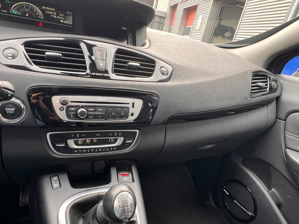 Renault Grand Scenic 1.2 tce bose 7pers. navi, camera, trekhaak enz..