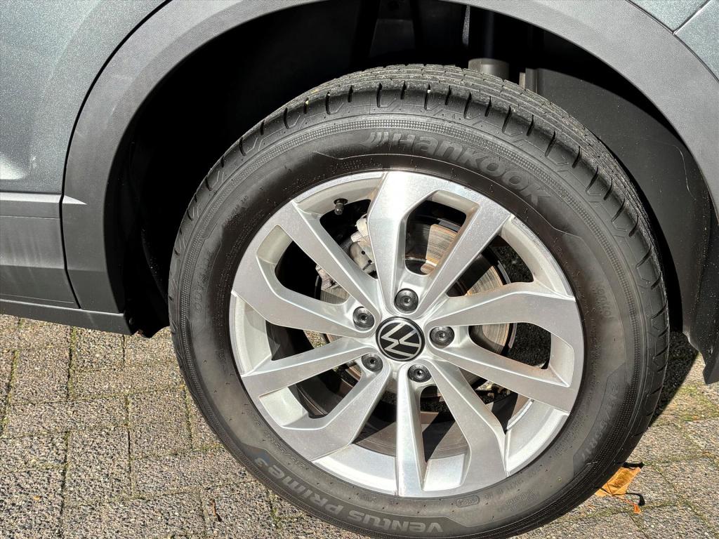 Volkswagen T-roc 1.5 tsi 150pk 7-dsg life edition| navi|carplay|autom inpar