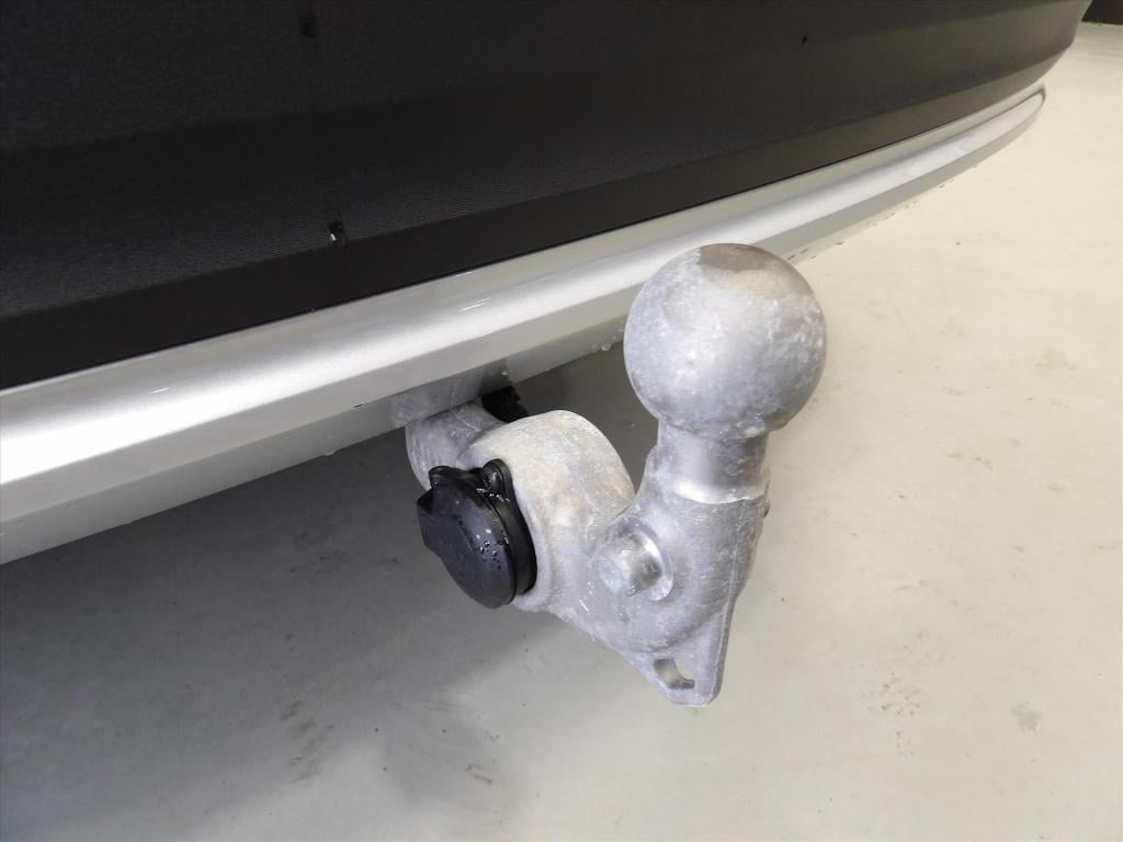 Volvo XC40 t4 plug-in hybrid 211pk aut core bright