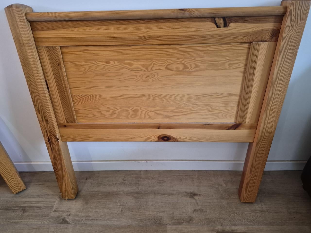 Voor en achterkant bed