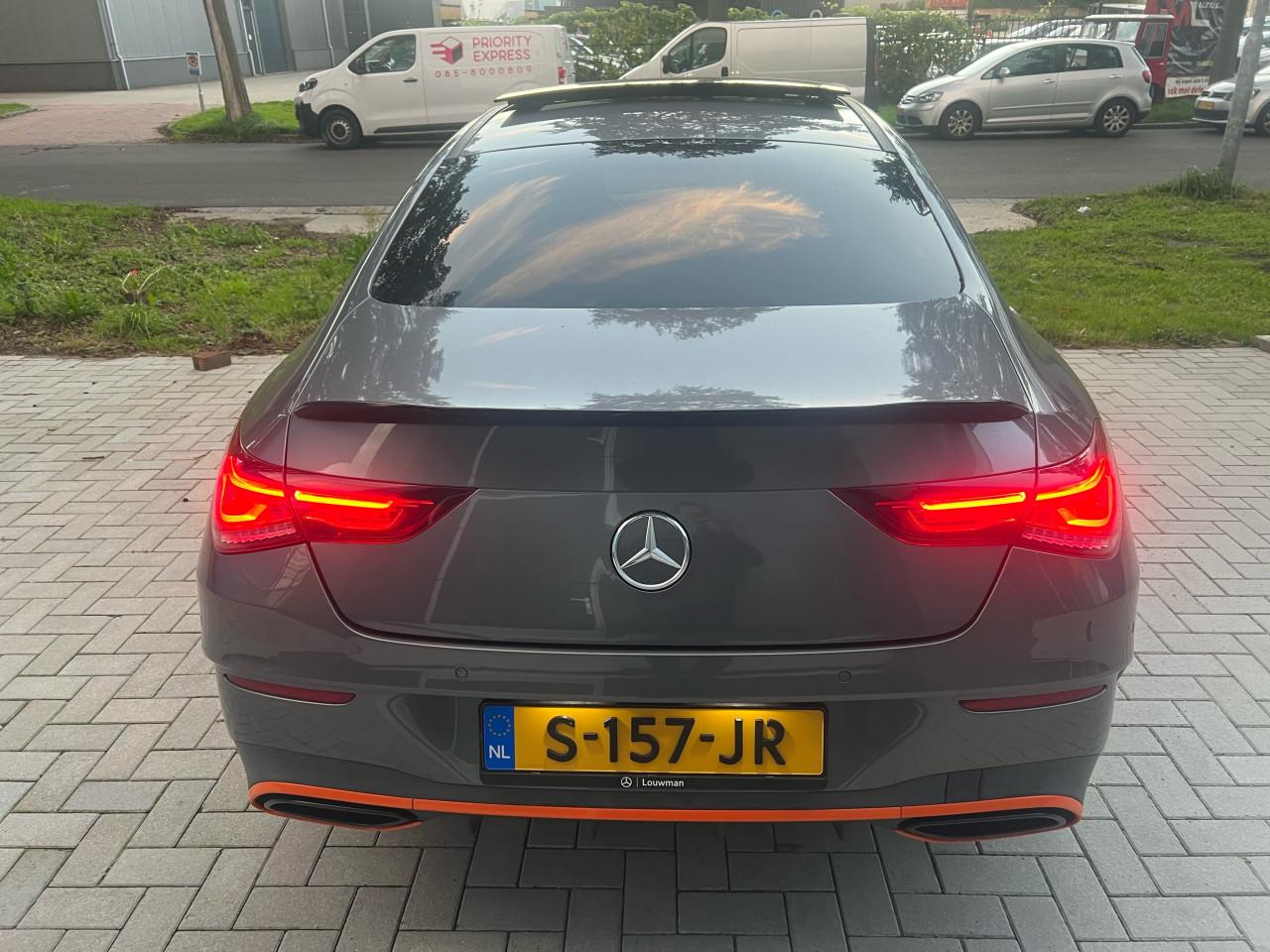 Mercedes-Benz CLA-Klasse 220d Premium Plus