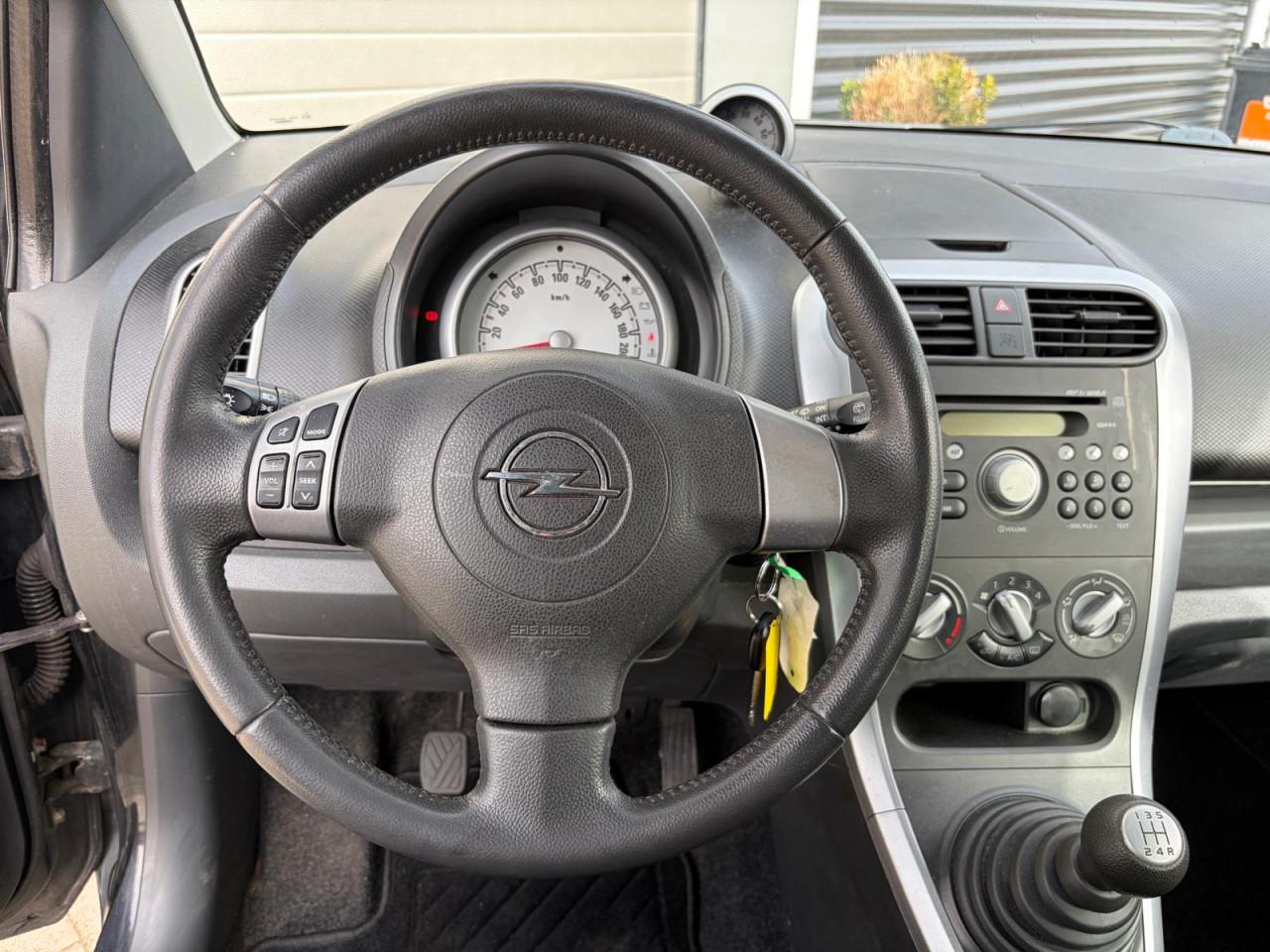 Opel Agila 110.000 NAP / Airco / Nieuwe APK