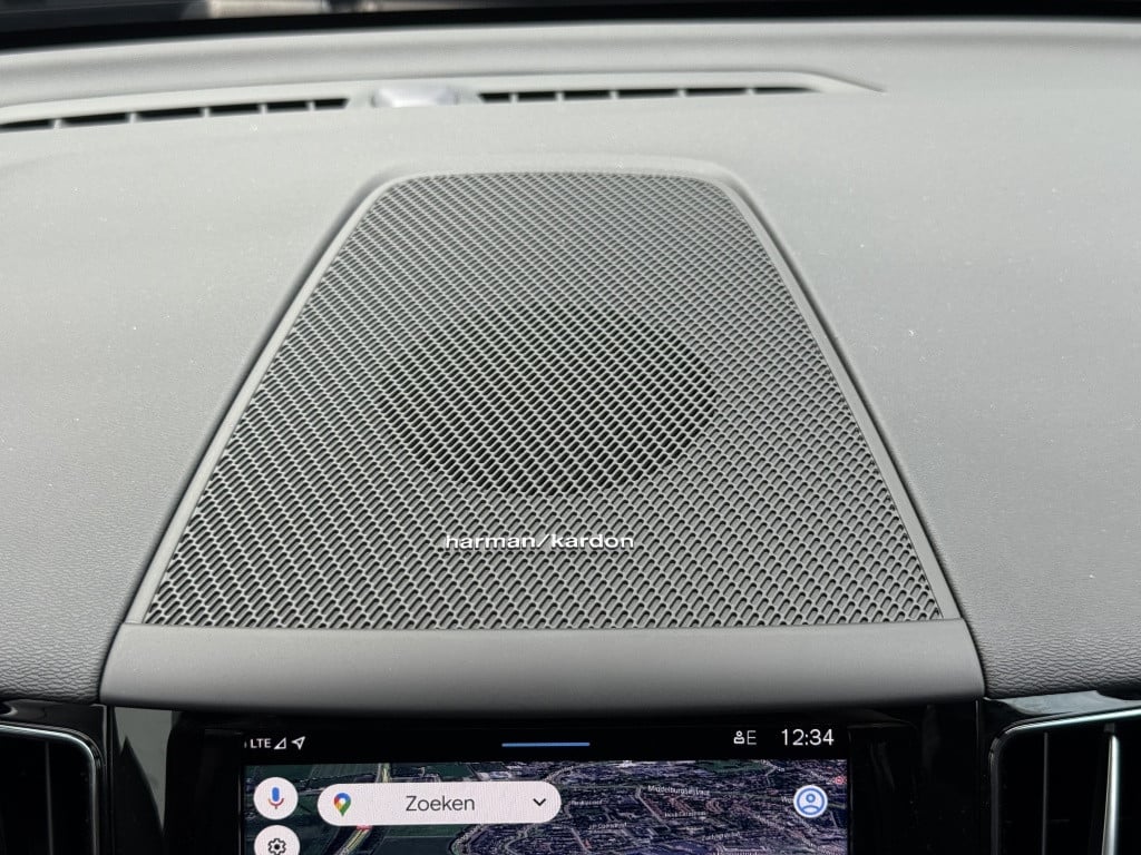 Volvo XC60 t8 455pk recharge ultra black ed| pano| 360 camera| stoel.vent|