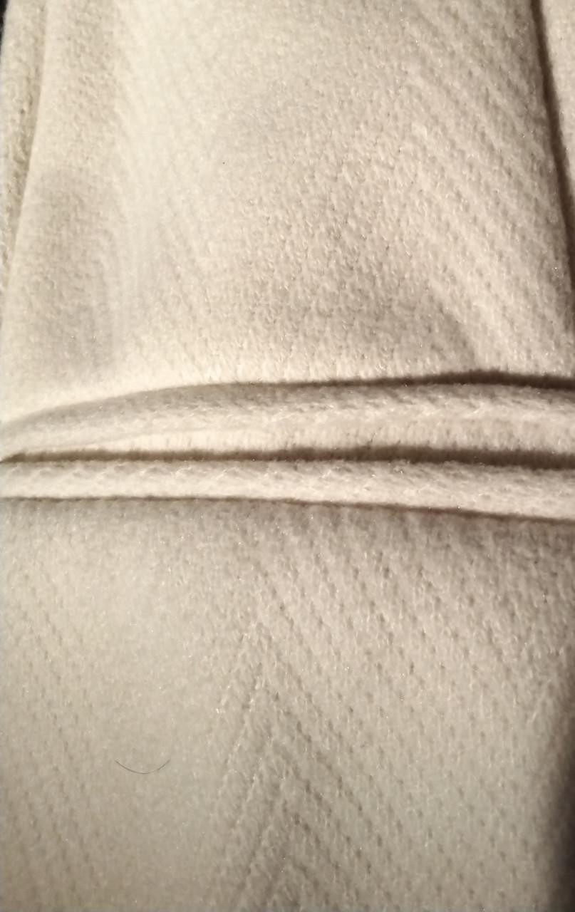 Prachtige lange crème bodywarmer Maat 42