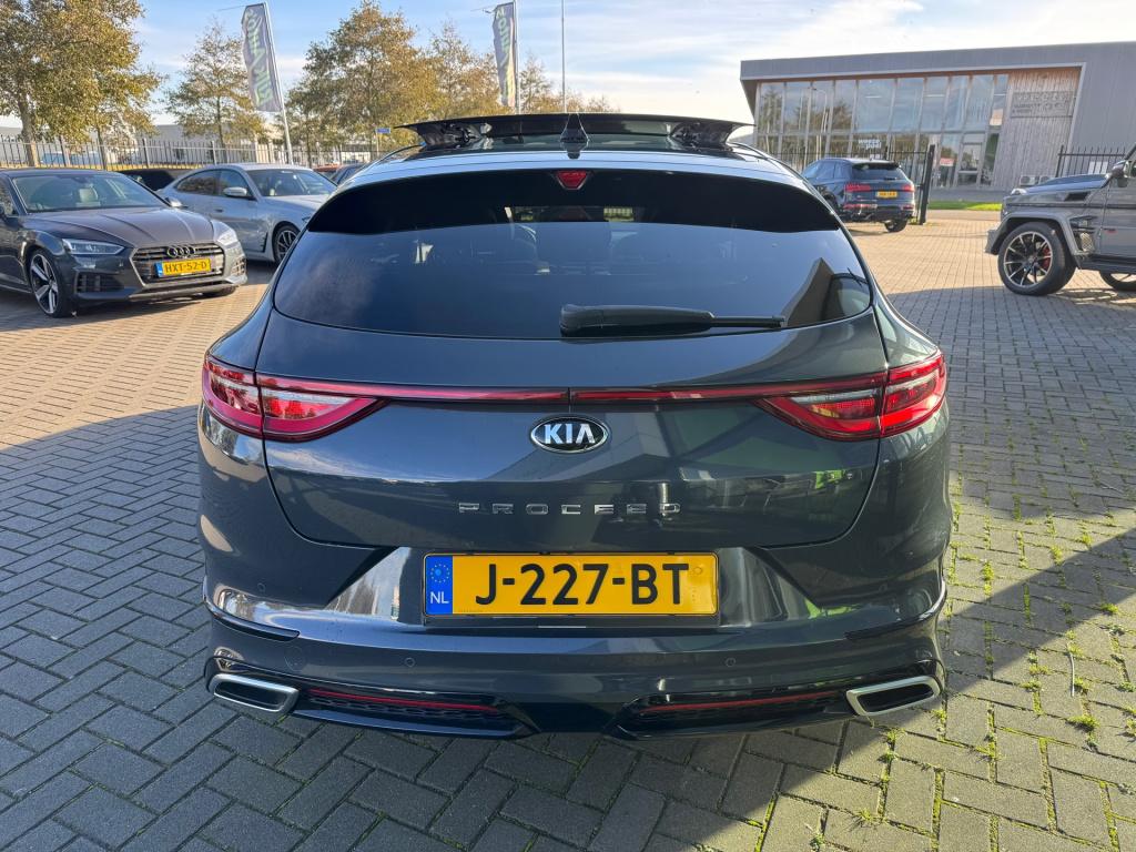 Kia Proceed 1.4 t-gdi gt-plusline * panoramadak * camera * stoel + stuurver