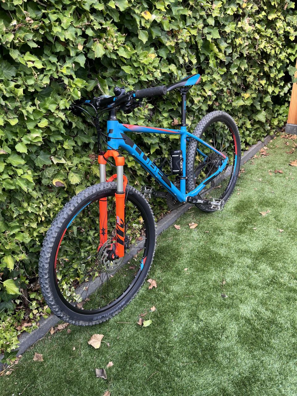 Opvallende Cube Mountainbike