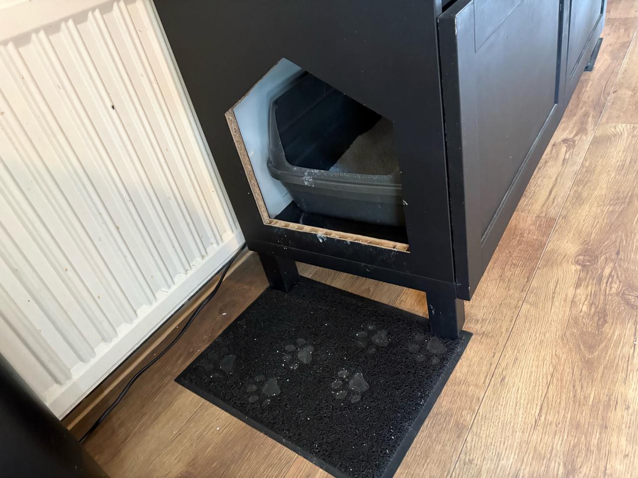 Dressoir met ruimte voor kattenbakken
