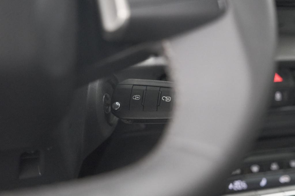 Citroen C3 Aircross 1.2 turbo 100pk plus | camera | parkeersensoren | apple