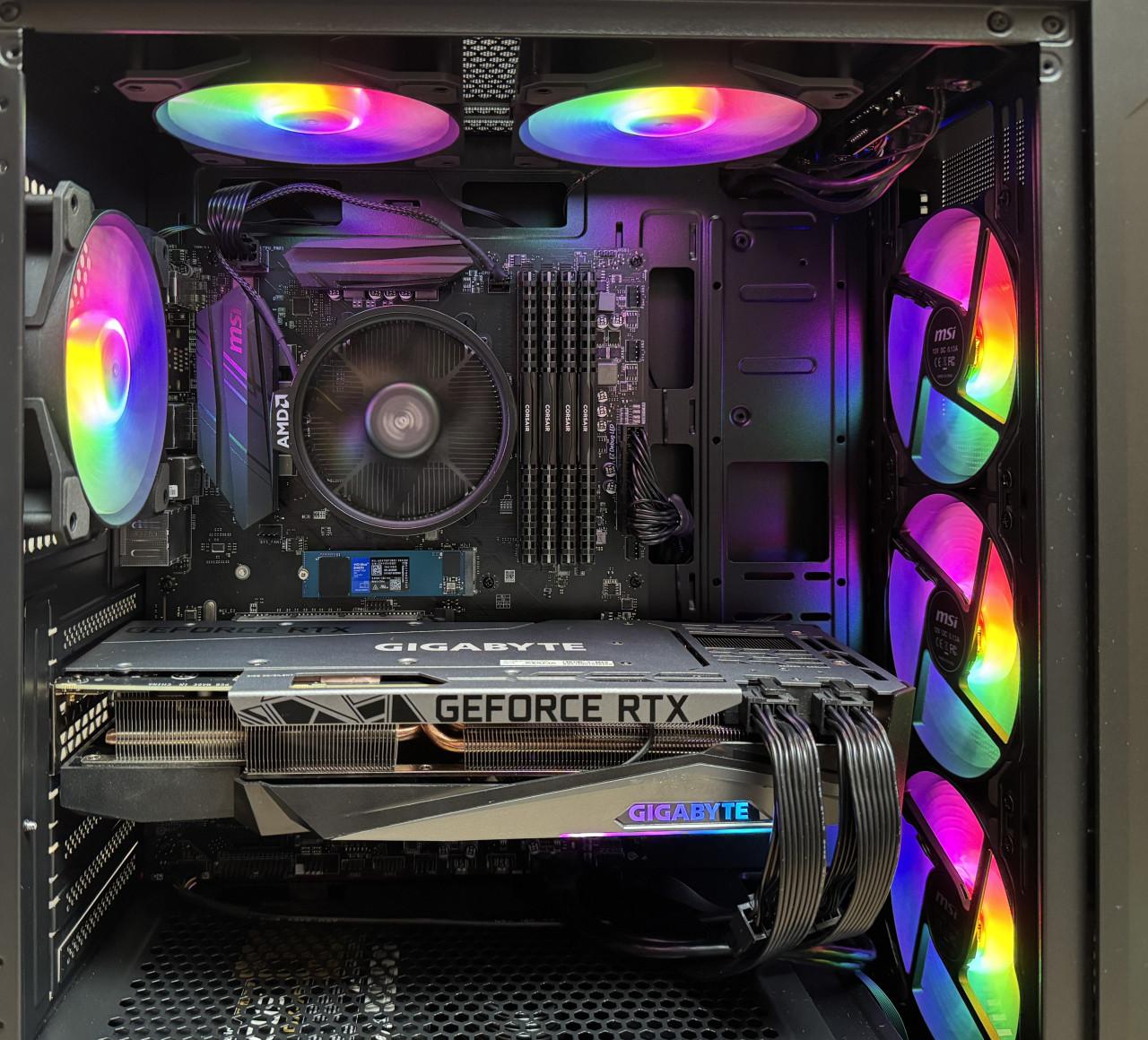 Gigabyte RTX 3080 OC 10G | Ryzen 5700 | 32GB | 1TB NVMe