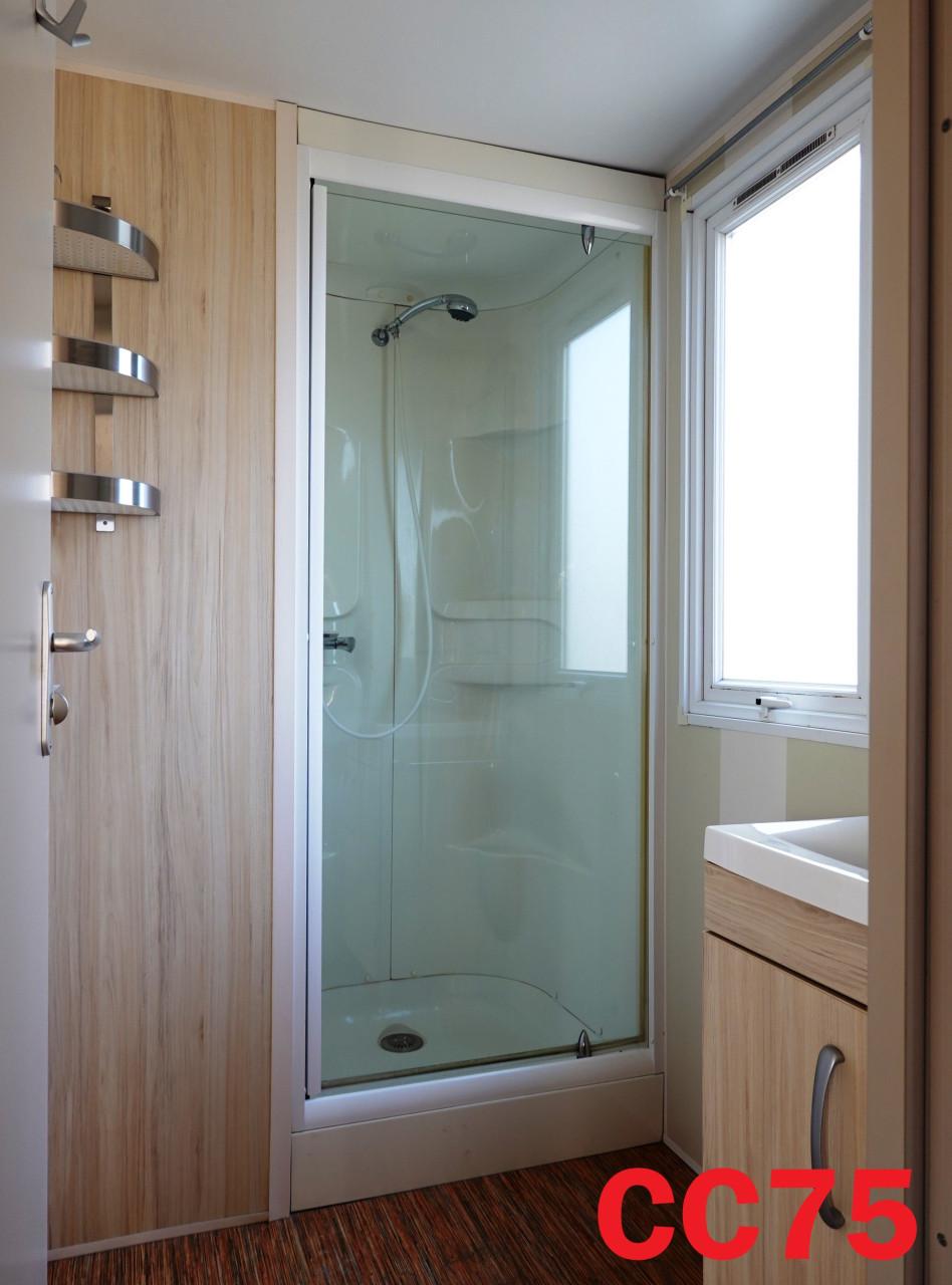 Compact IRM chalet met middenkamer, 2 slaapkamers  en dubbel glas te koop