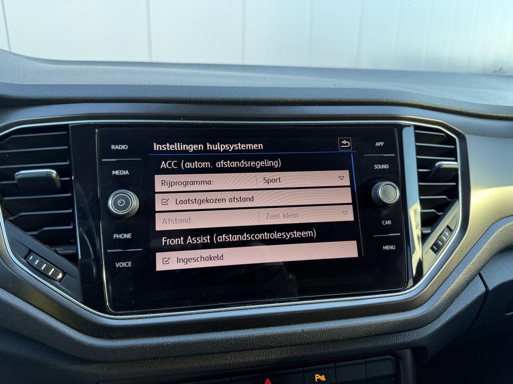 Volkswagen T-roc 1.5 tsi 150pk sport