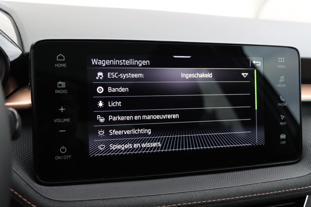 Skoda Fabia 1.0 tsi business edition black edition
