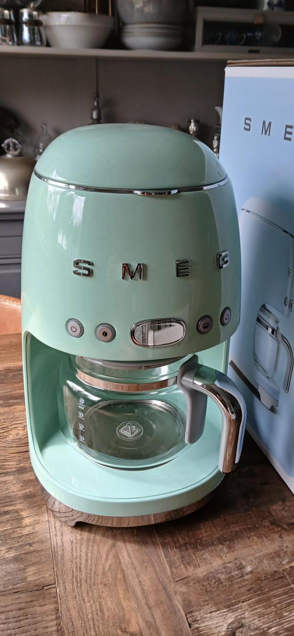 Smeg koffiezetapparaat mintgroen – 10 kopjes ☕