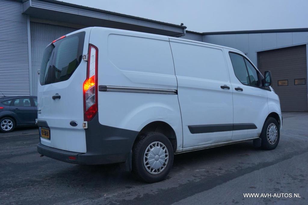 Ford Transit Custom 270 2.2 tdci l1h1 trend, turbo defect!!