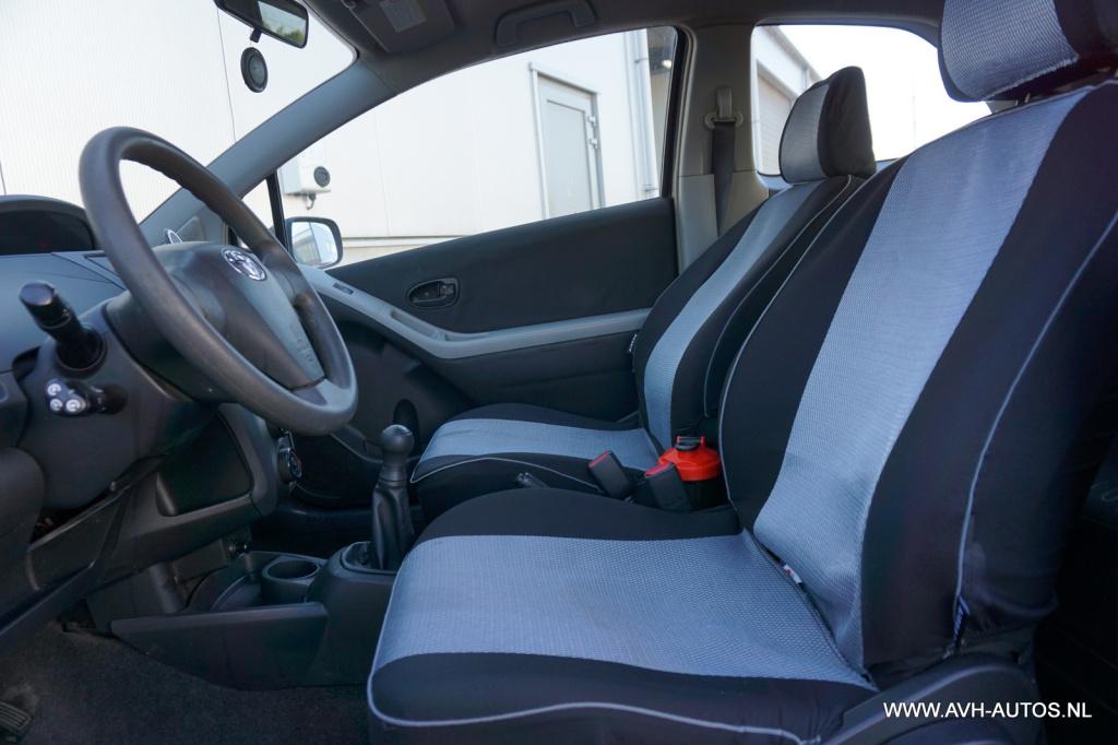 Toyota Yaris 1.0 vvti acces