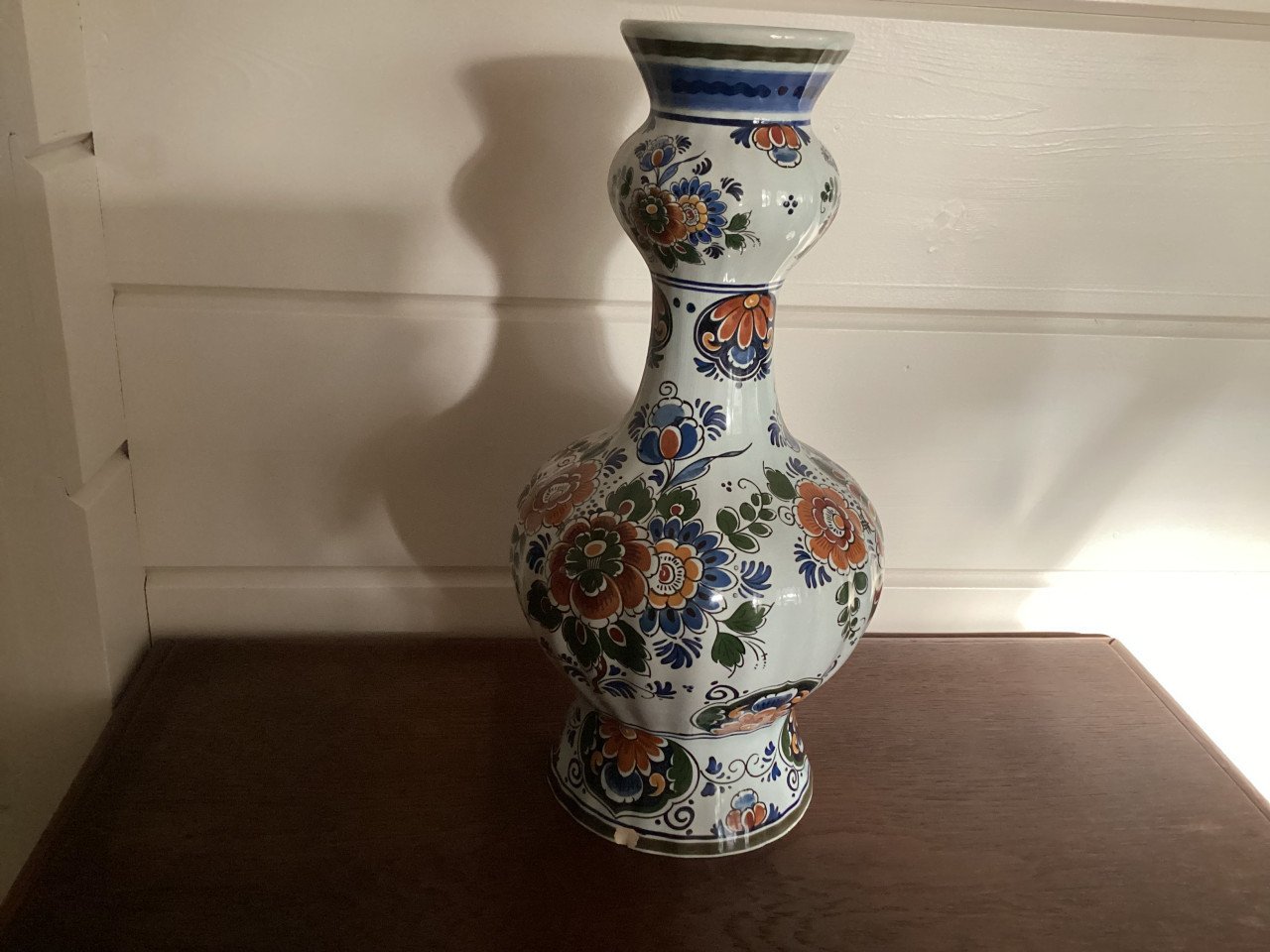 Delft polychroom vaas
