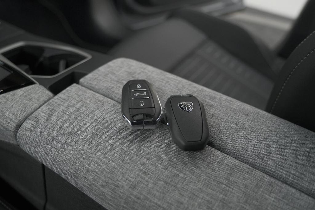 Peugeot 5008 hybrid 145 e-dcs6 gt | panoramadak | camera | elektrische acht