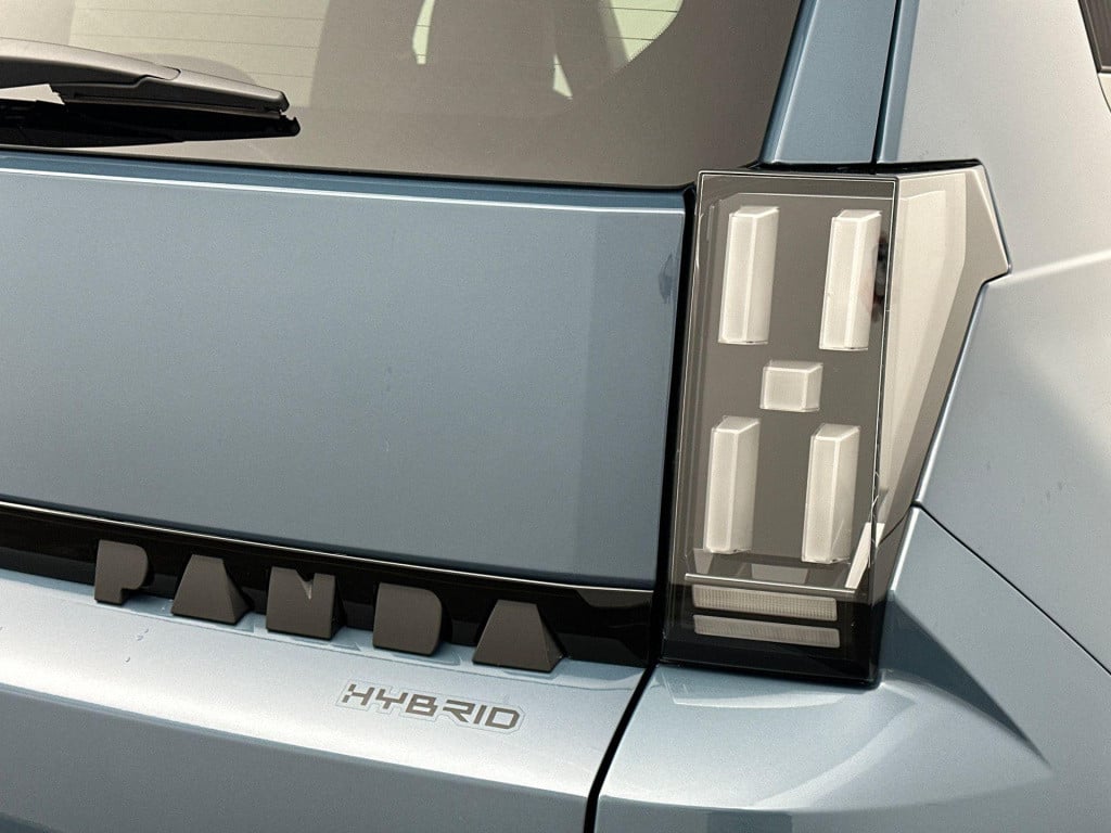 Fiat Panda grande 1.2 hybrid icon sensoren achter | apple carplay & android