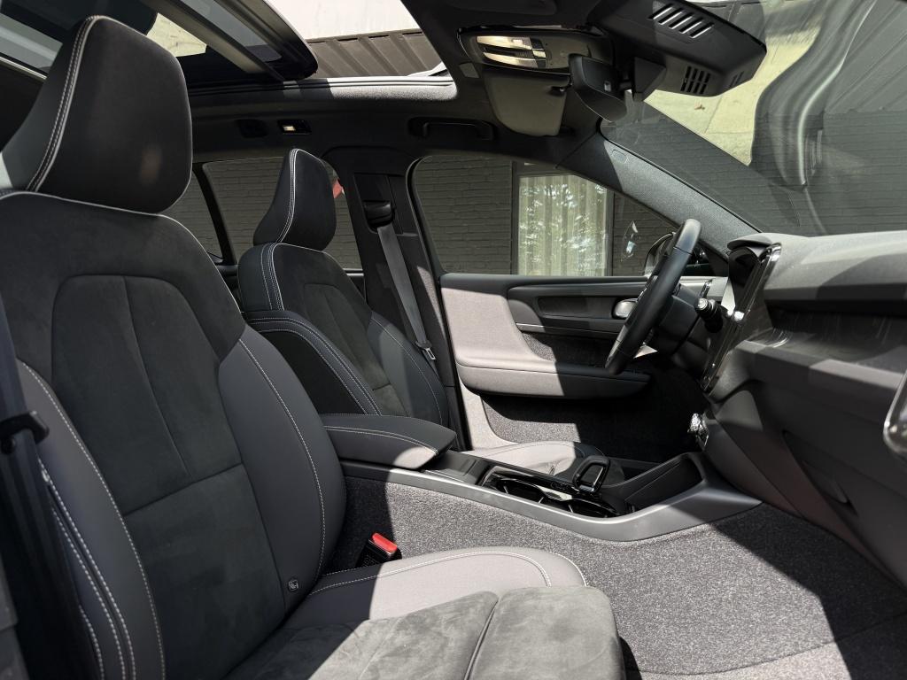 Volvo XC40 recharge pro