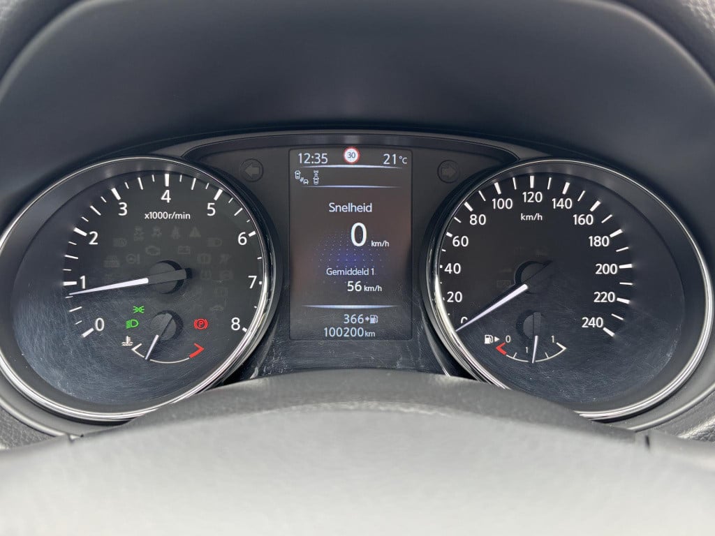 Nissan Qashqai 1.6 tekna | panoramadak | leder | stoelverwarming | navigati