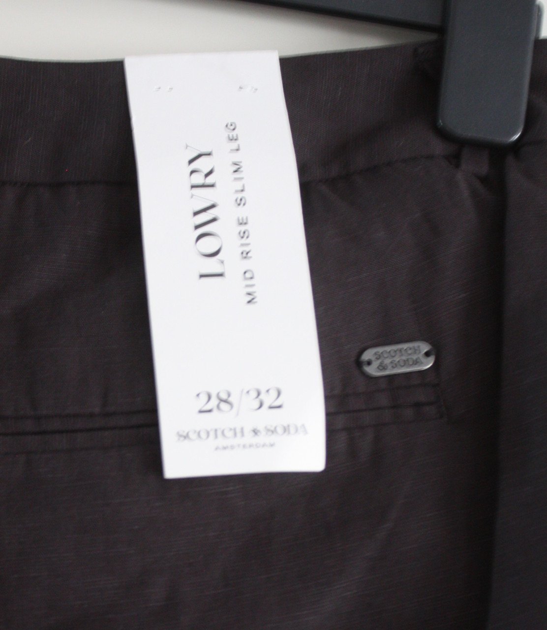 Nieuwe grijze pantalon maat 28-32