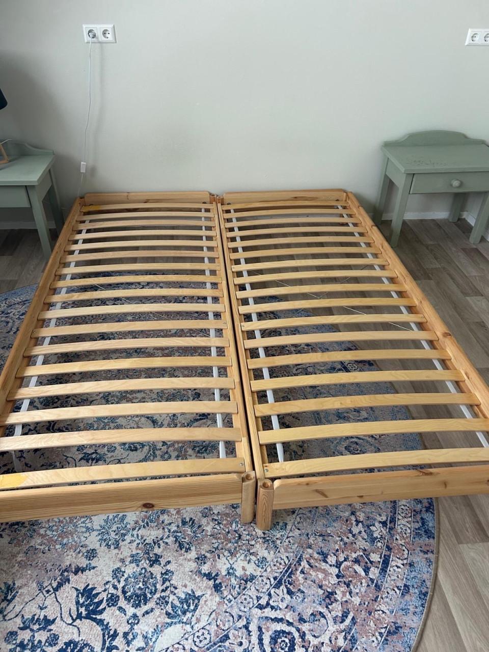 Houten bed