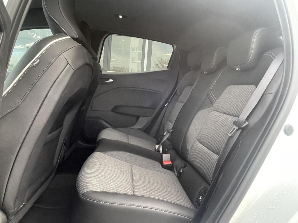 Mitsubishi Colt 1.6 hev intense+