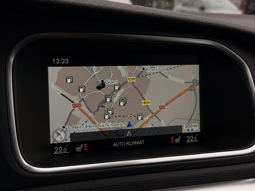 Volvo V40 1.5 t3 kinetic | navi | cruise | stoelverwarming | bluetooth | pa