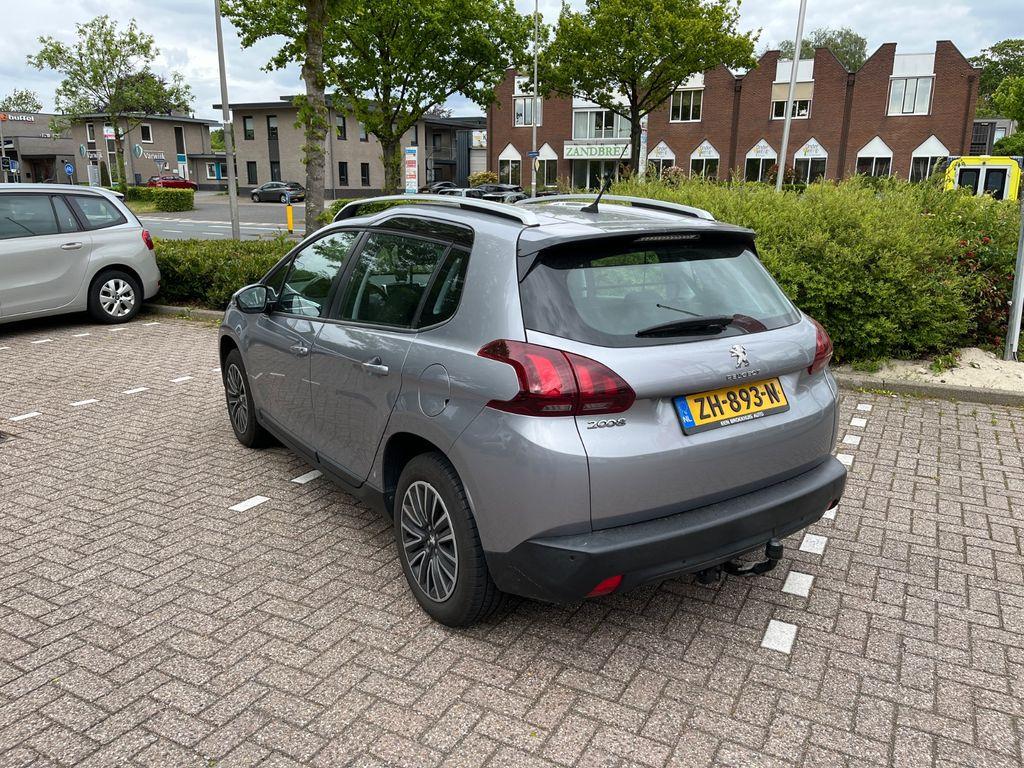 Peugeot 2008 1.2 110pk blue lion eat6 automaat apple carplay & android auto
