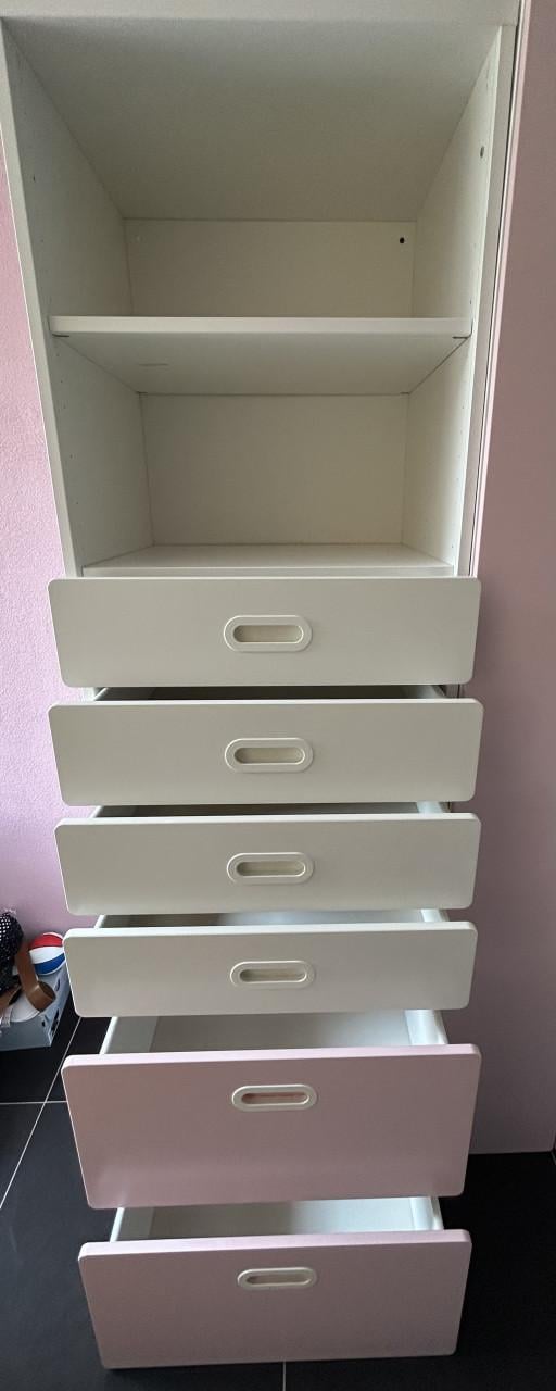 Stuva lade kast kinderen