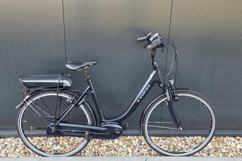 Mooie nette Trek 450+ Hybrid Bosch Active Line 400Wh  53cm