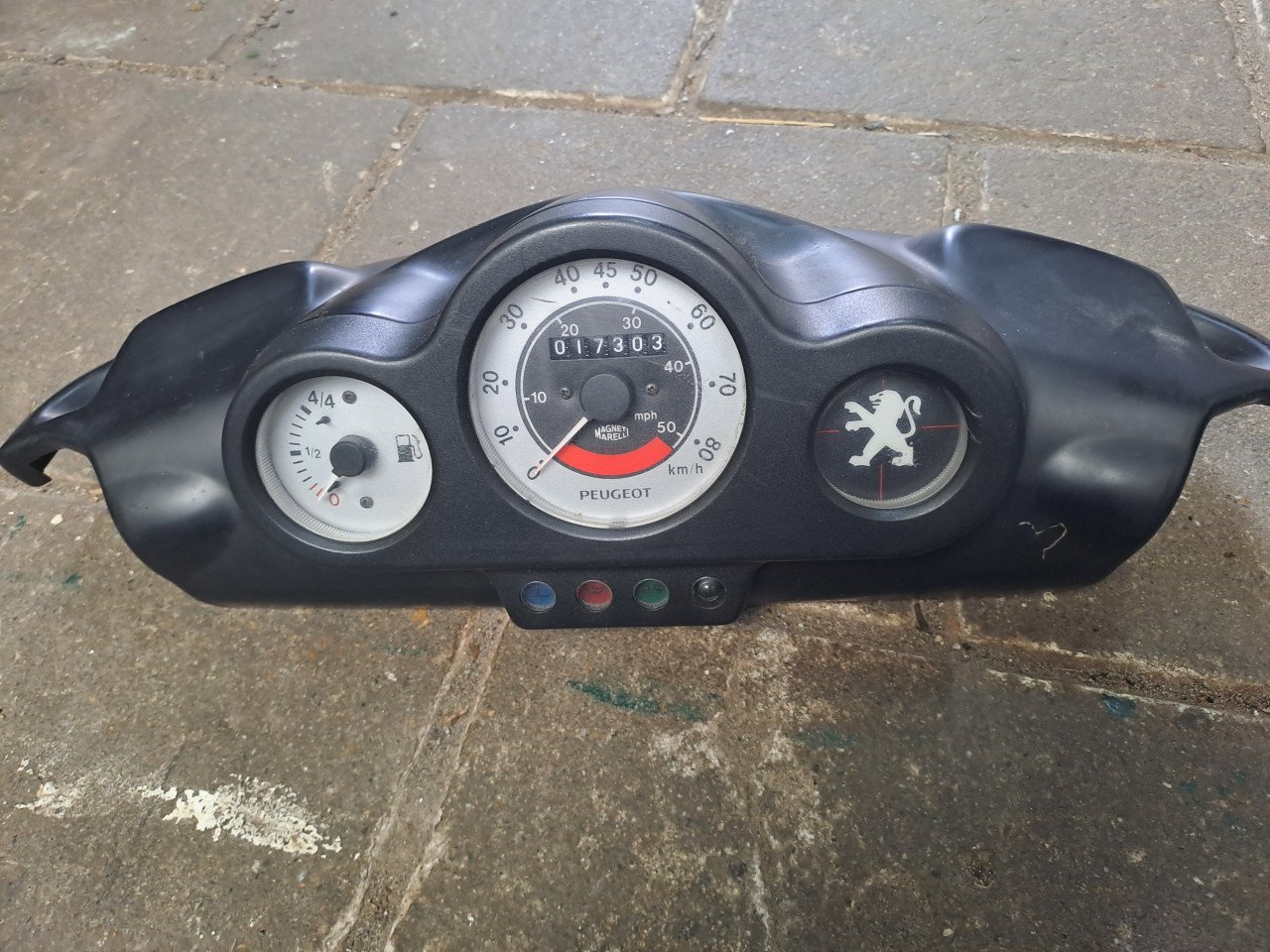 Te koop onderdelen peugeot speedfight