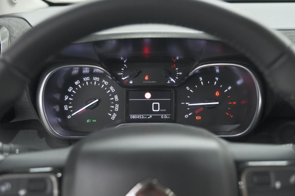 Citroen C3 Aircross puretech 110 feel | trekhaak | camera | apple carplay
