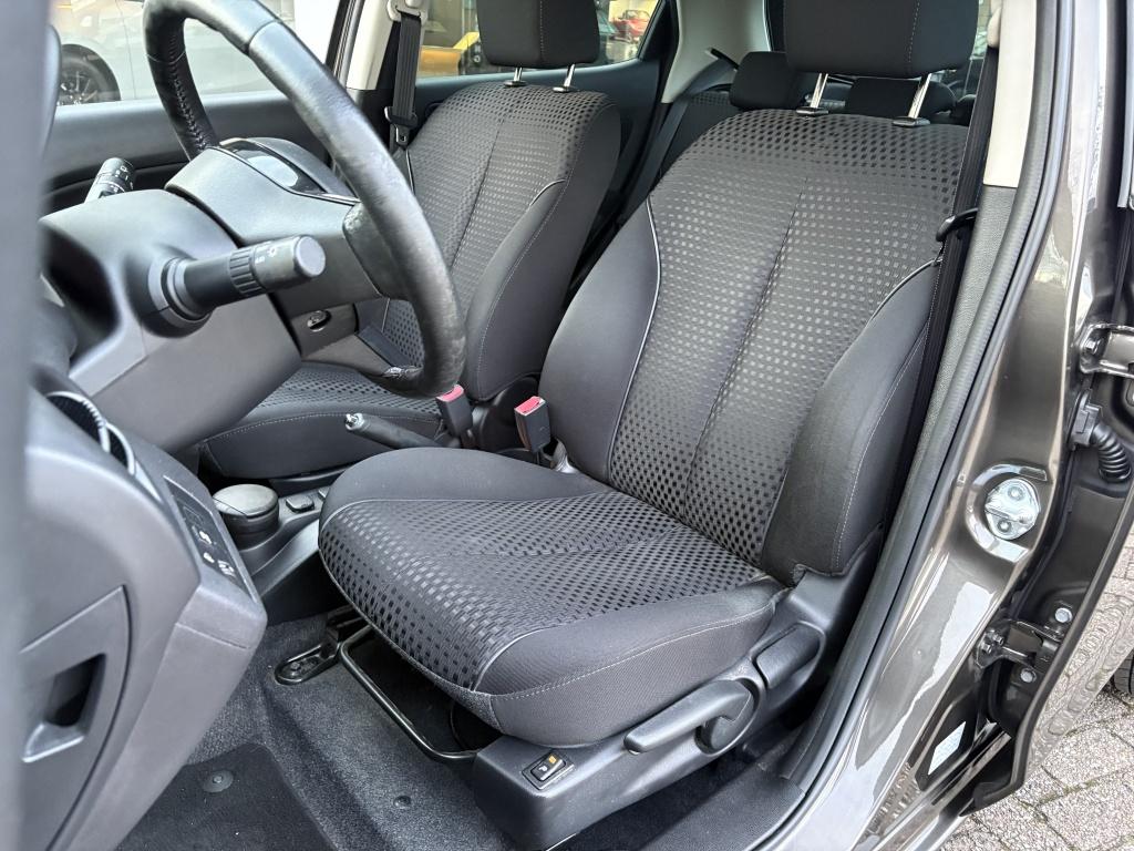 Mazda 2 1.3 silver edition