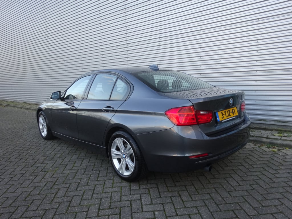 BMW 3-serie 316i high executive automaat 1e eigenaar / automaat / xenon / l