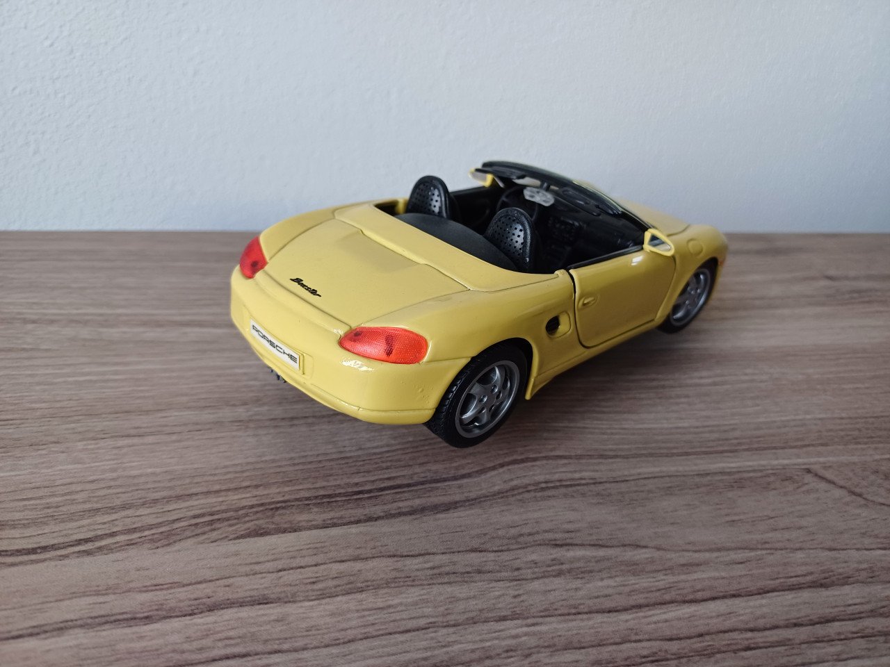 Porsche Boxter (1996) - Maisto 1:24