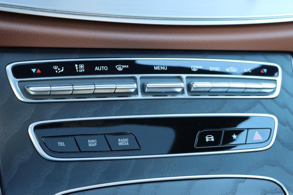 Mercedes-Benz E-Klasse 200 business solution amg