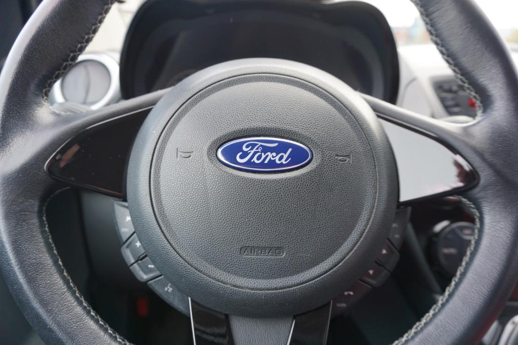 Ford KA 1.2 titanium x start/stop airco / leder / stoelverw. / elektr. rame