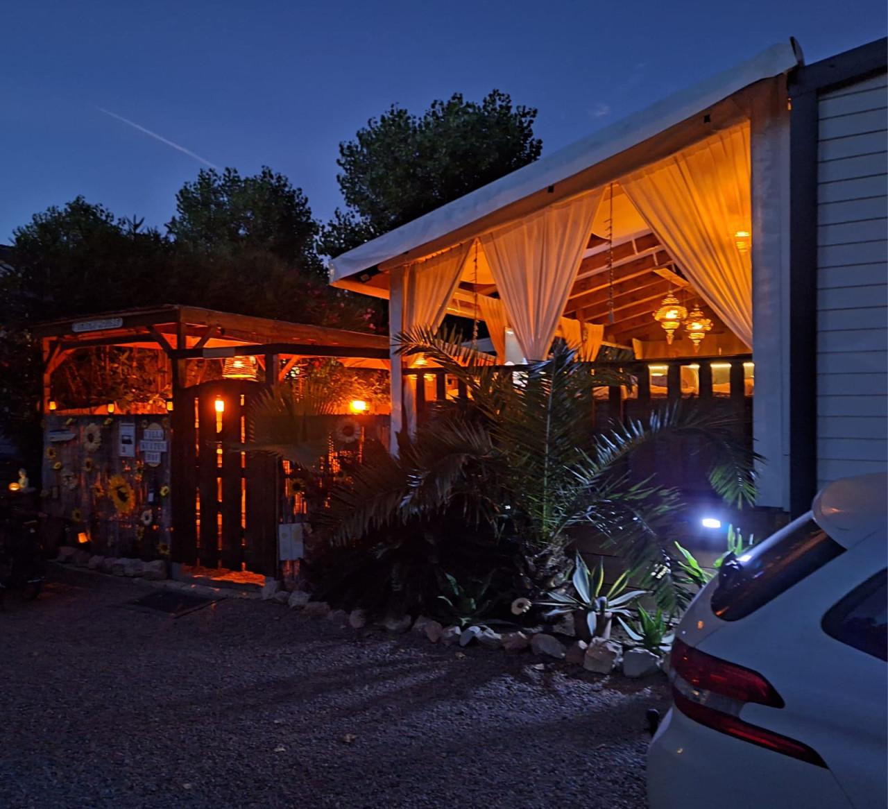 Mobilhome te huur Frejus zuid Frankrijk direct aan de Middellandse Zee