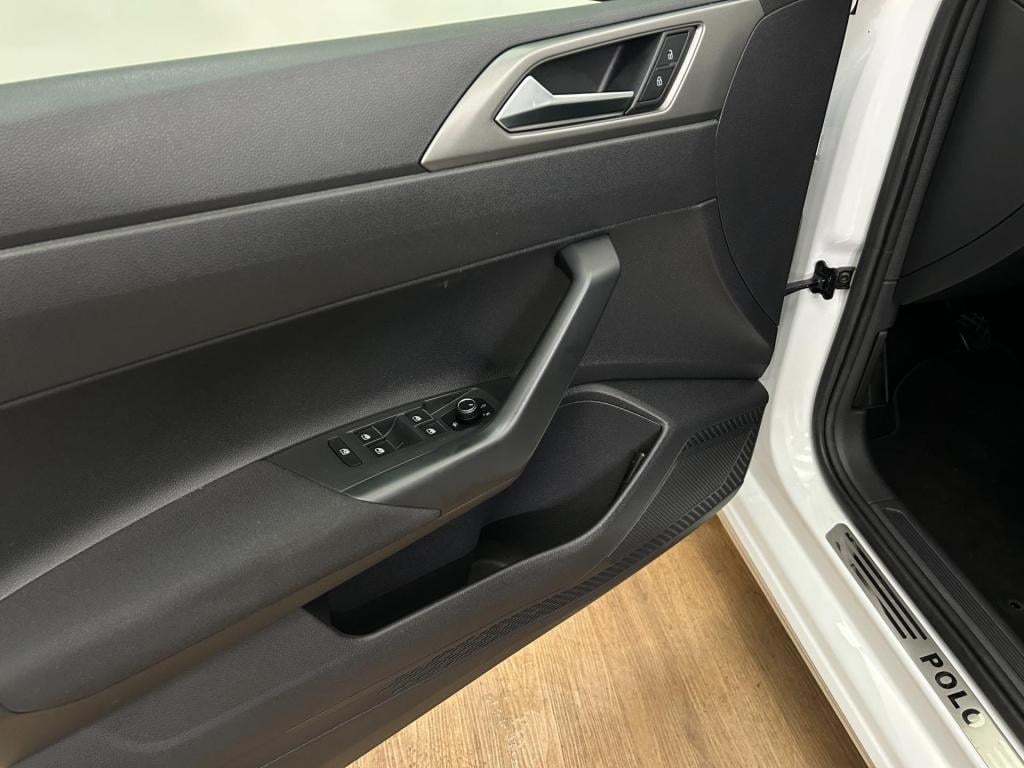 Volkswagen Polo occasion 1.0 tsi comfortline business | wit | airco | tweed